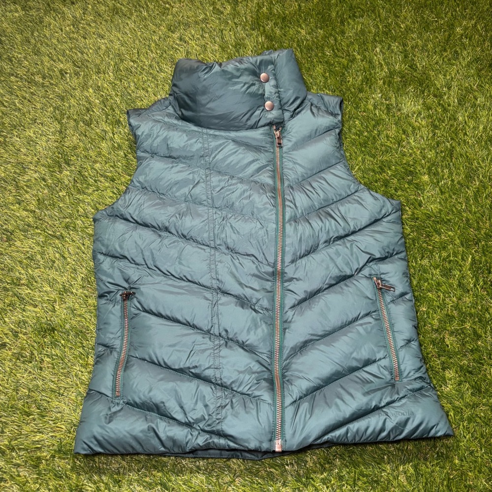 Patagonia Fiona Down Vest Women Small Teal Green Quilted Asymmetrical Zip Puffer
